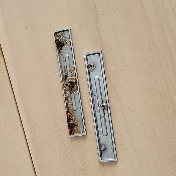 Vintage Pontiac Lemans Automobile Emblems - 2 - Picture 3 of 3